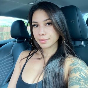 Meet your Posher, Aurora